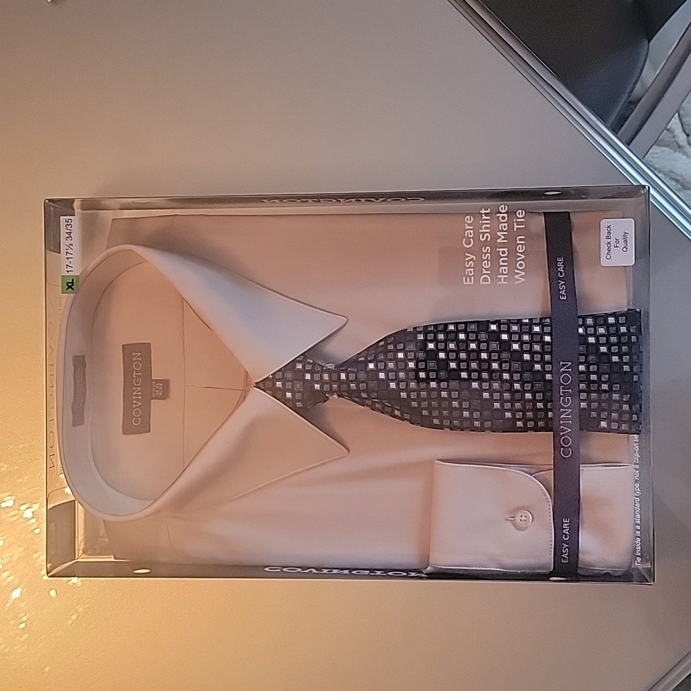 Men's dress shirt & tie